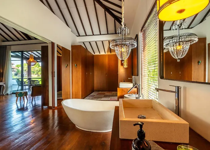 Villa Anam Complex *