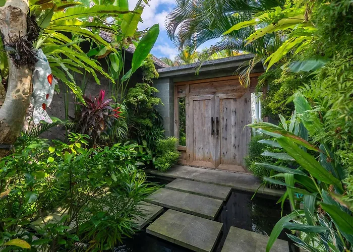 Villa Anam Complex *